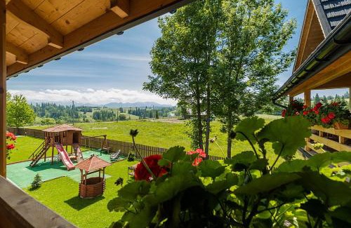 Czarny Dunajec Apartment | Villa Baranówka - apartamenty z widokiem na Giewont, w paśmie Gubałówki by ShortStayPoland