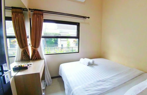 Ngaglik House | Villa Batu 2 kamar 5 dekat Museum Angkut