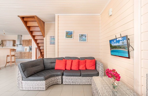 Le Robert Villa | Villa Bauhinia: The Flower of Pointe Savane