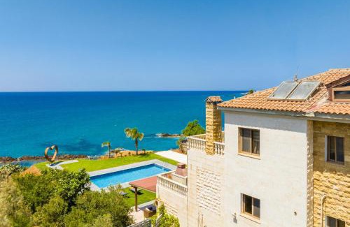 Pomos Villa | Villa Beach Heaven