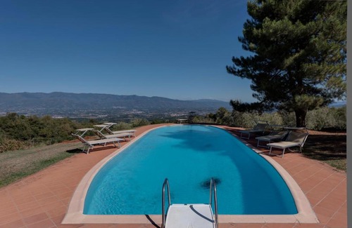 Montegonzi Villa | Villa Bellavista - Homelike Villas