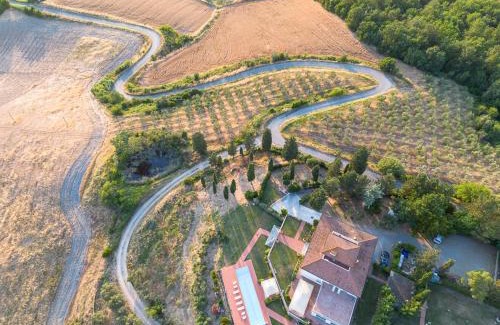 Certaldo Villa | Villa Belsole dell 800 con piscina riscaldata 1 aprile al 30 settembre e colonnina elettrica per auto