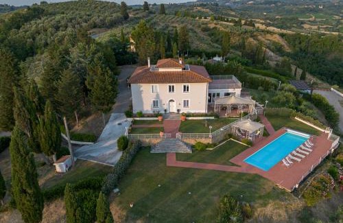Certaldo Villa | Villa Belsole dell 800 con piscina riscaldata 1 aprile al 30 settembre e colonnina elettrica per auto