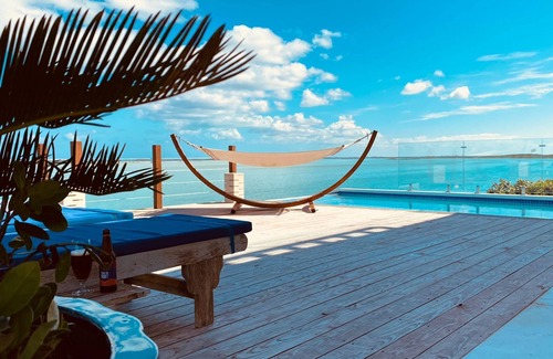 Bottle Creek Villa | Villa Belvedere: A Luxurious and Private Oceanfront Retreat in North Caicos