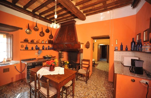 Camporgiano Apartment | VILLA BENEDETTA, Casa Olga # 2