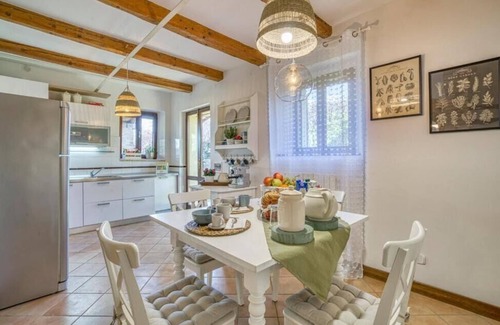 Montelupone House | Villa Bentivoglio - Holiday home with swimming pool