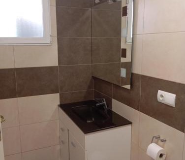 La Colina House | Villa Benucia family guest house