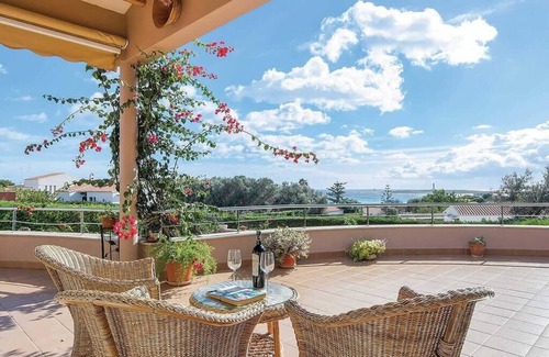 Punta Prima Ski Chalet | Villa Betonia: Wonderful villa with sea views