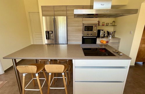 Laudun Villa | Villa between Vines and Garrigue, Calm and Relaxation