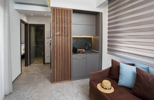Polichrono Apartment | Villa between pine forest and golden beach by the sea!