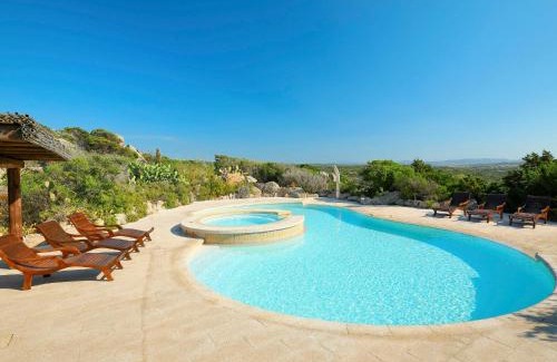 Terravecchia-Portoquadro Villa | Villa Bianca by Interhome