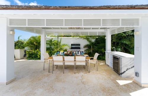 Lower Carlton Beach Villa | Villa Blue Oyster in Barbados by Fantasia Villas