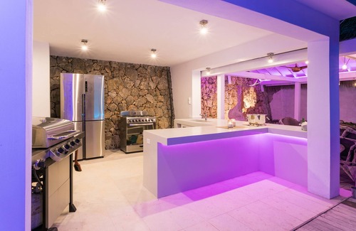 Maho Villa | VILLA BLUE LAGOON SXM ~ Ibiza Style in the Caribbean