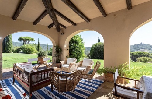 Castagneto Carducci Villa | VILLA BOLGHERI - Six Bedroom Villa, Sleeps 14