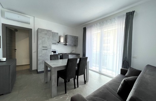 Torre Pedrera Apartment | Villa Borghesi suites app 5 secondo piano