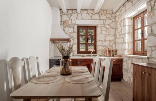 Ayios Leon Villa | Villa Boscheto Pente