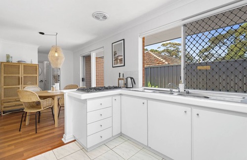Scarborough House | Villa Brisa Marina, 600m to Scarborough Beach