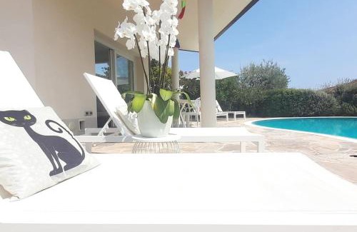 San Felice del Benaco Villa | VILLA BUDDHA