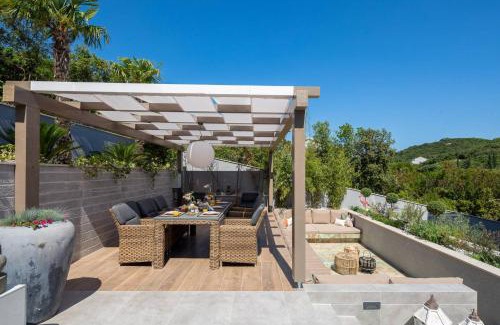 Cove Tri Zala (Zrnovo) Villa | Villa Buddha Bay