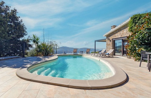 Olmeto Villa | Villa 'Bumortu' with Sea View, Wi-Fi and Air Conditioning