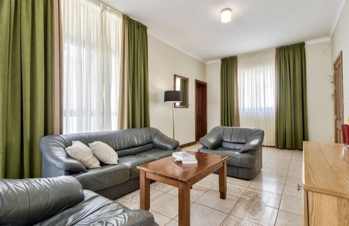 Mellieha Villa | Villa Buzz - Three Bedroom Villa, Sleeps 6