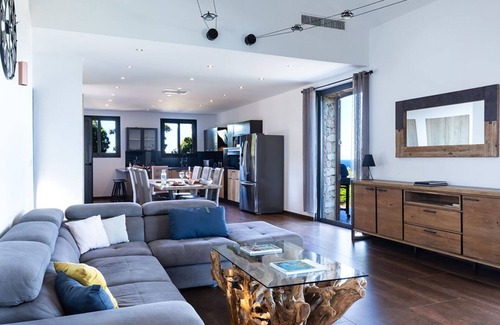 Santa Giulia Villa | Villa Carlo Anto - Four Bedroom Villa, Sleeps 8