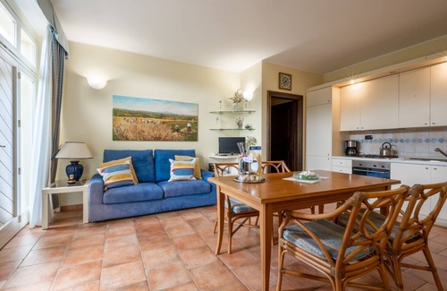 Alliere House | Villa Carlotta by Interhome