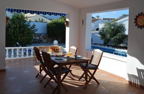 Albanchez Villa | Villa "Casa Aleja" with Mountain View, Pool, A/C & Wi-Fi