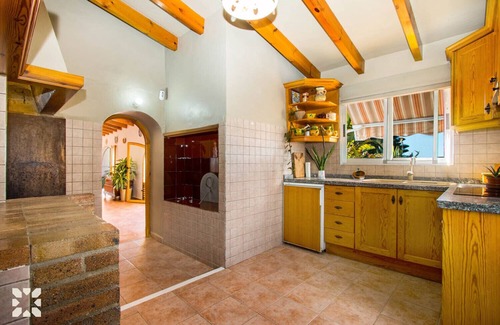 La Sabatera Villa | Villa CASA CANSALA by Abahana Villas