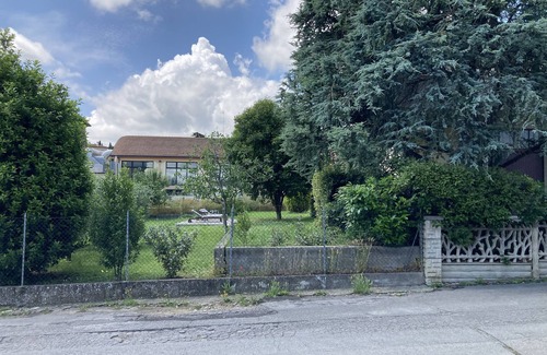 Acquaviva Villa | Villa 'Casa Catrosse' with Private Terrace, Shared Garden and Wi-Fi