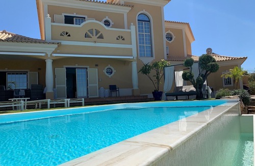 Sao Clemente House | Villa Casa das Palmeiras