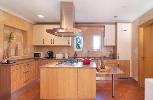 Albufeira Villa | Villa "Casa Palma" with Private Pool & 3 Private Terraces