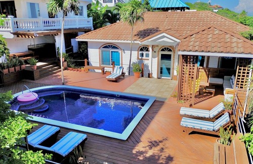 Antoneys Cay Villa | Villa Casanueva @Villas Descanso, Lighthouse
