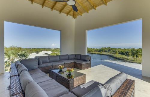 Cocoplum Villa | Villa Cascada at Beyond the Blue