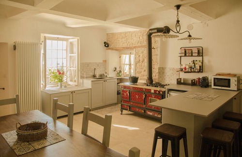 Murisengo House | Villa 'Cascina Voglietti' with Private Pool, Wi-Fi and Air Conditioning