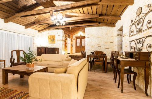 Koiliomenos Villa | Villa Castello