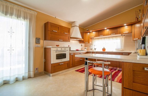 Melissano Villa | Villa Cenate - Four Bedroom Villa, Sleeps 12