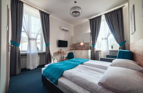 Brzezinka Hotel | Villa Centro