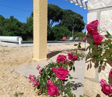Tresques Villa | Villa Chantebise, calme et élégance avec piscine privée