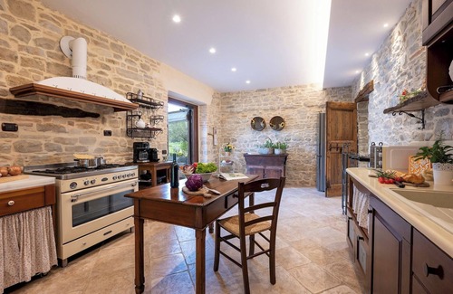 Cingoli Villa | Villa Cherubini 8+1, Emma Villas