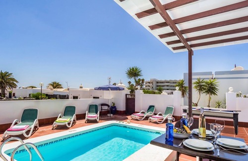 Matagorda Villa | Villa Christine by Villa Plus