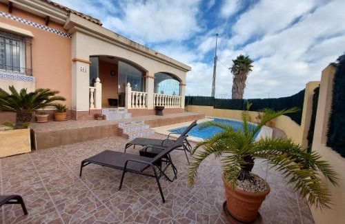 Los Montesinos Villa | Villa Christophe