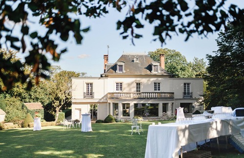 La Queue-les-Yvelines House | Villa Clairemaison – Luxury Estate 40 Minutes from Paris with pool, tennis & SPA