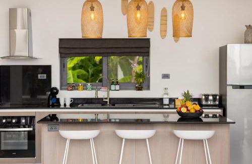 Maret Villa | VILLA CLARISSE - SEAVIEW - 4 Bedrooms