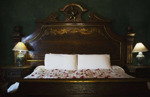 El Oro Hotel | Villa Clauss