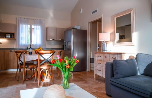 Castelnau-de-Montmiral Villa | Villa Corduriès - air conditioning & heated swimming pool in the castle grounds - III