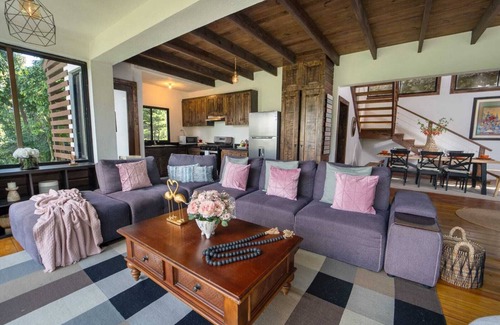 Jarabacoa Ski Chalet | Villa Coffee in Quintas del Bosque, Jarabacoa, Stunning Mountain Views &jacuzzi