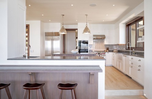 North Sound Villa | Villa Compass Rose by Fantasia Villas