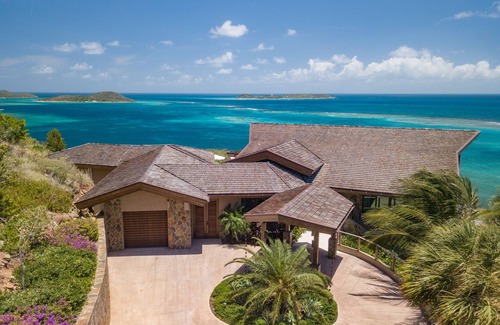 North Sound Villa | Villa Compass Rose by Fantasia Villas