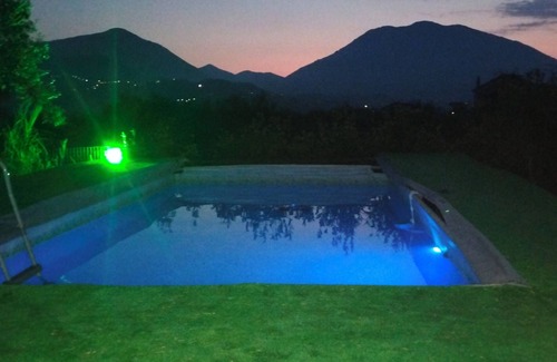 Lauria RV Rental | Villa con tende glamping immersa nella natura.